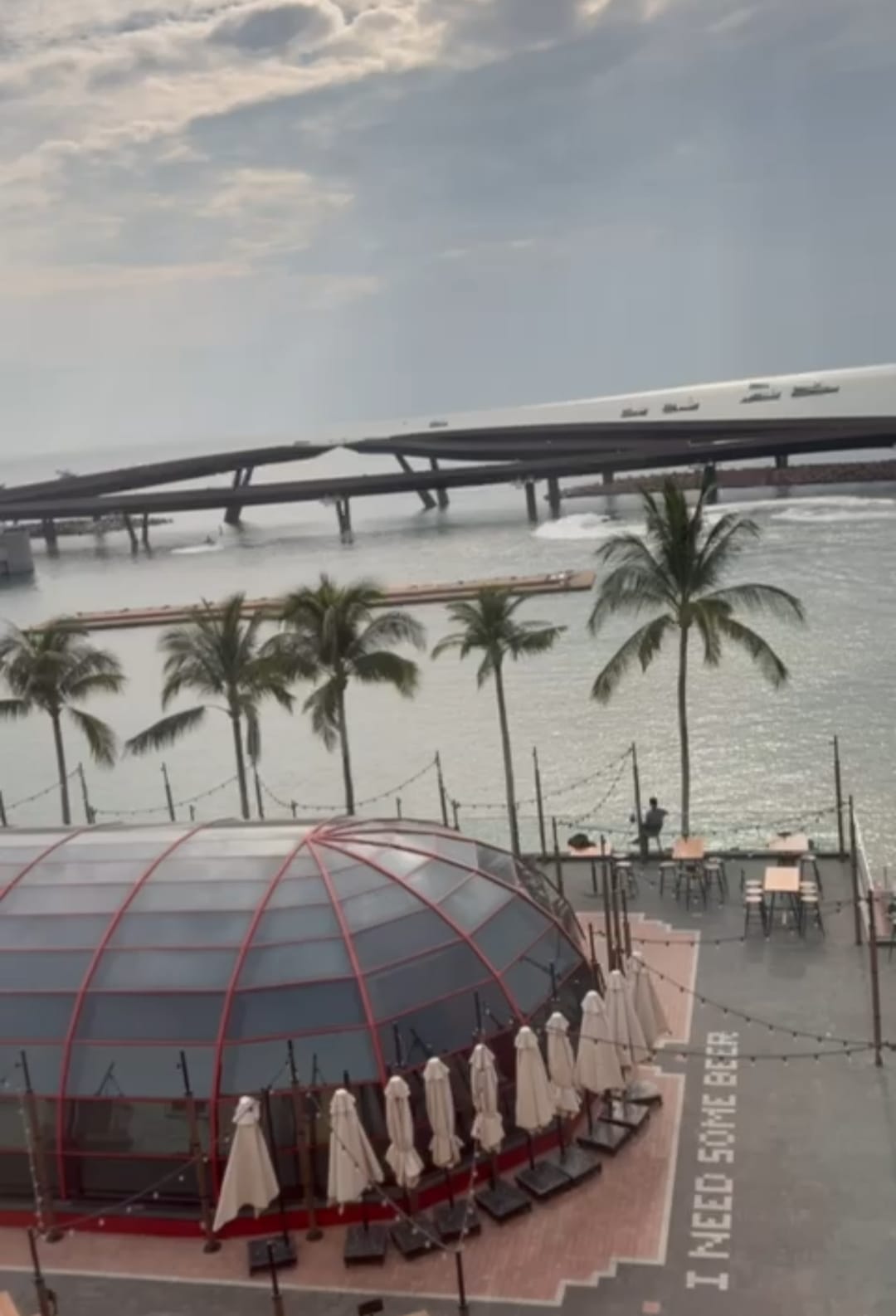 Kiss Bridge view from the Balcony rooms for Venice Hotel